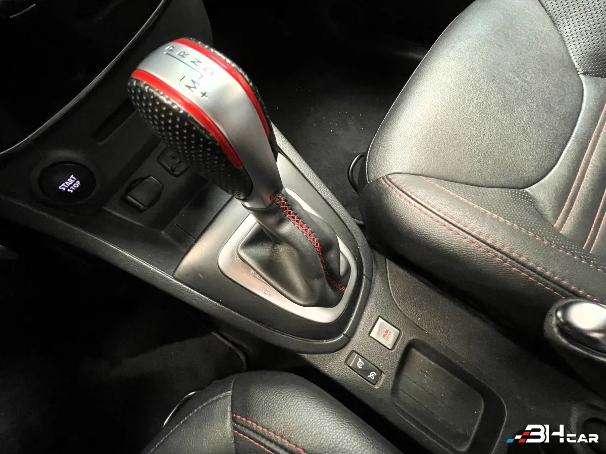 Renault Clio - photo 18