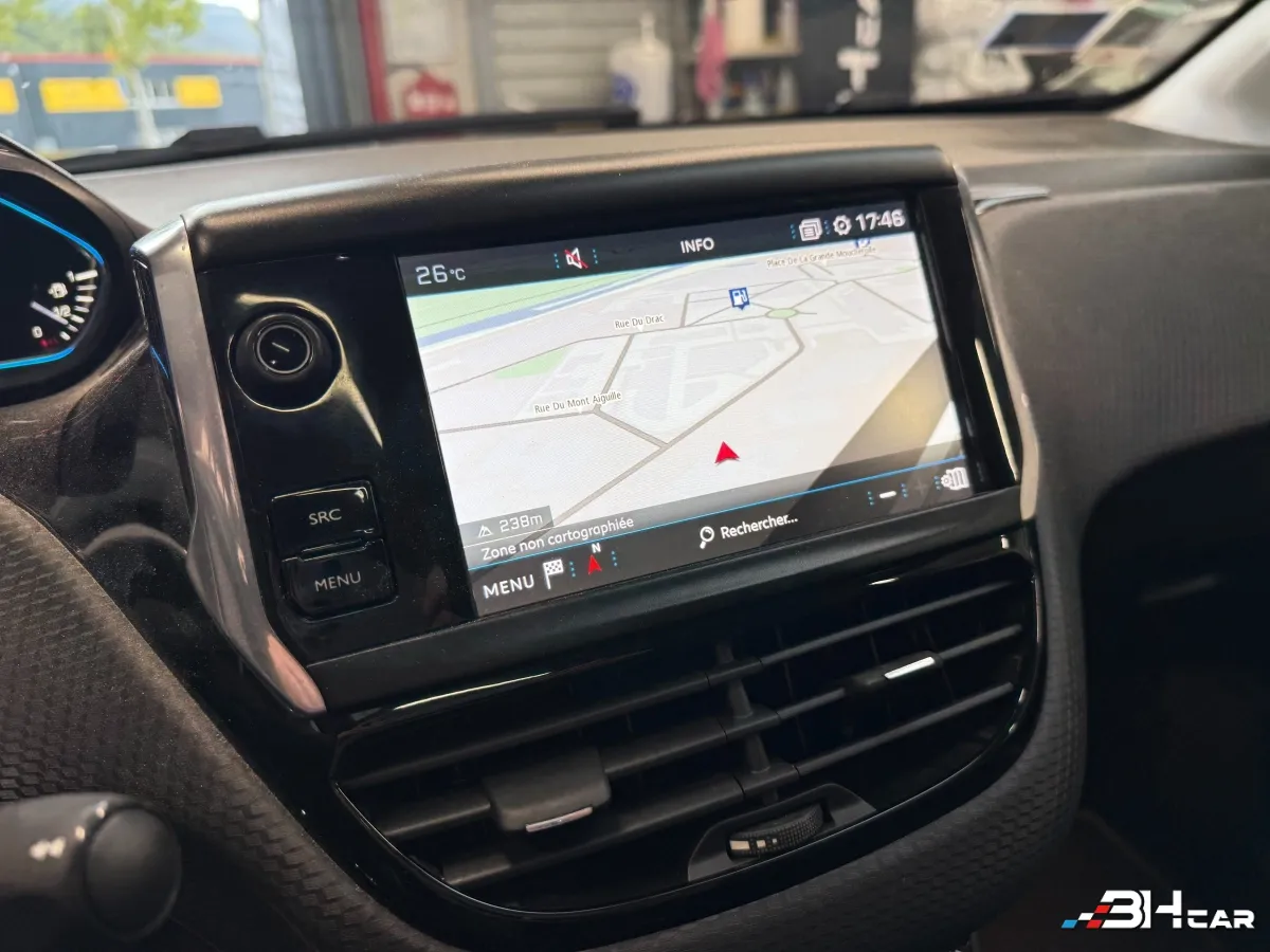 Peugeot 2008 - photo 9