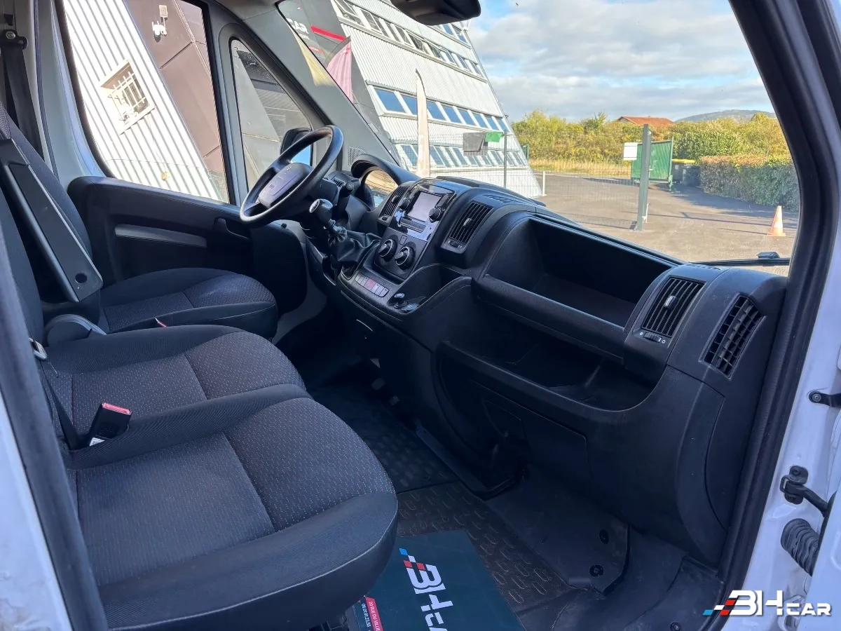 Peugeot Boxer Vu - photo 15