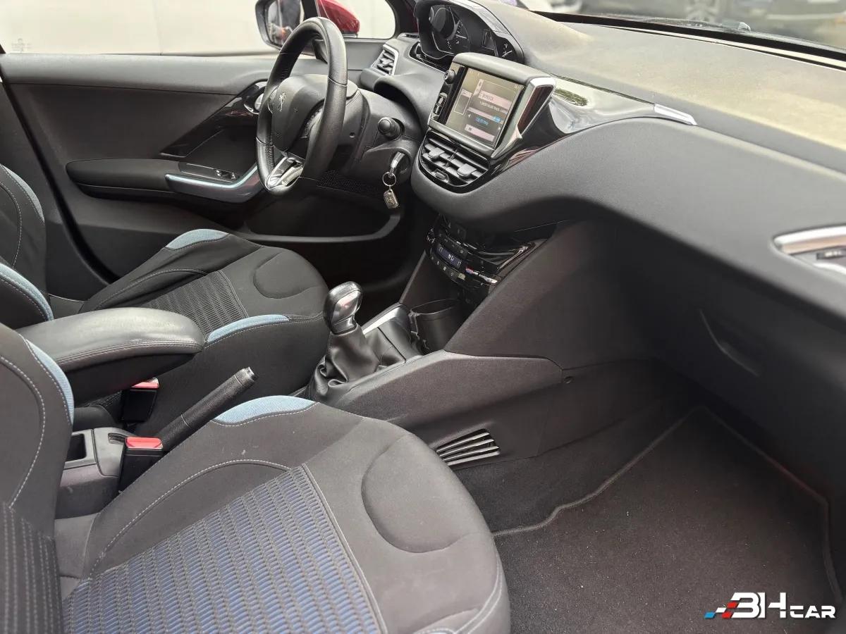 Aperçu indisponible de Peugeot 208