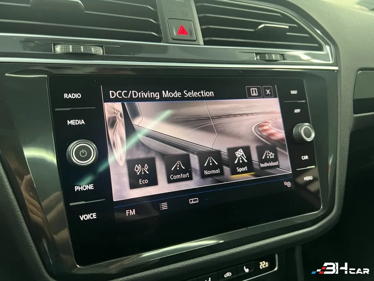 Volkswagen Tiguan - photo 23