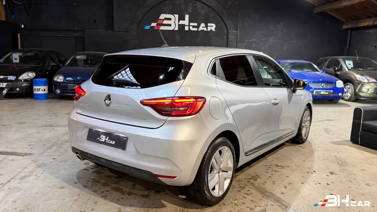 Renault Clio - photo 9