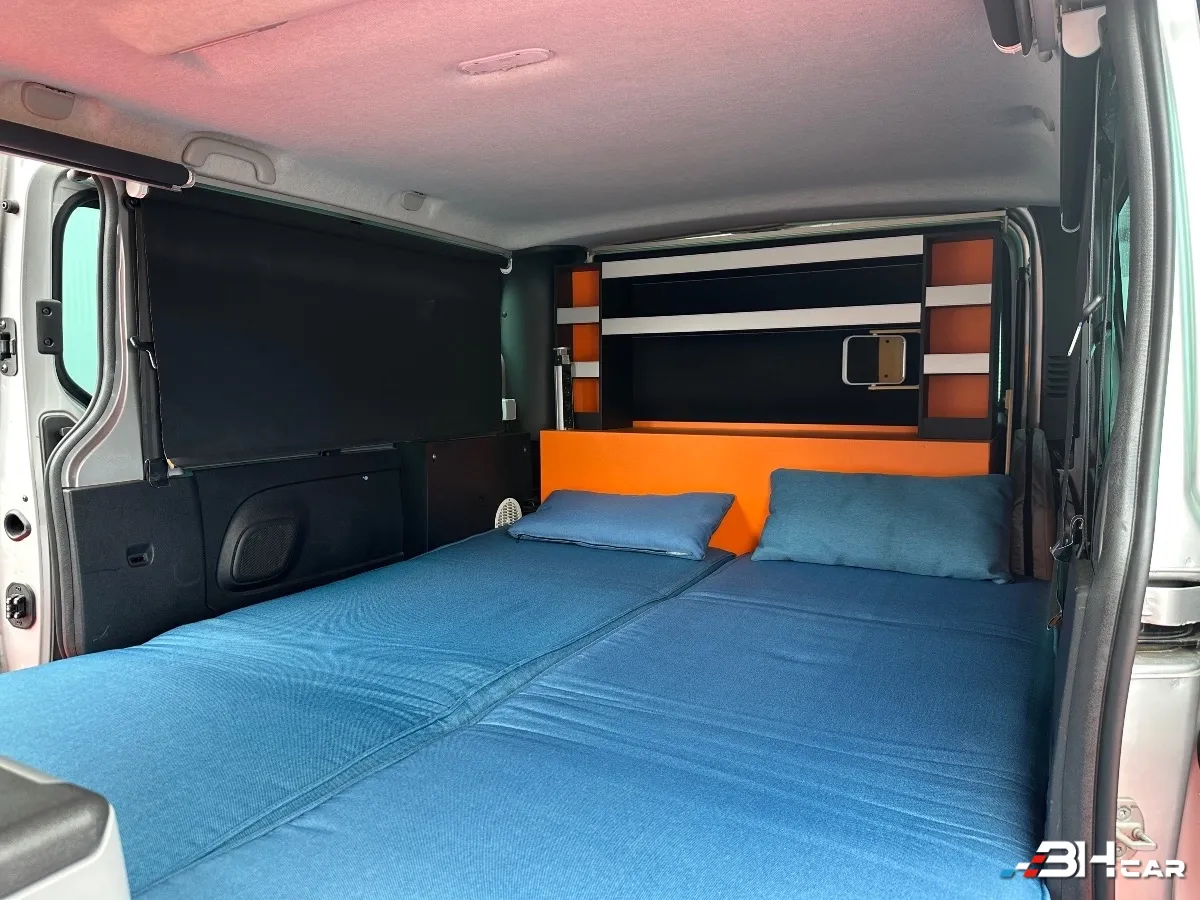 Renault Trafic - photo 19