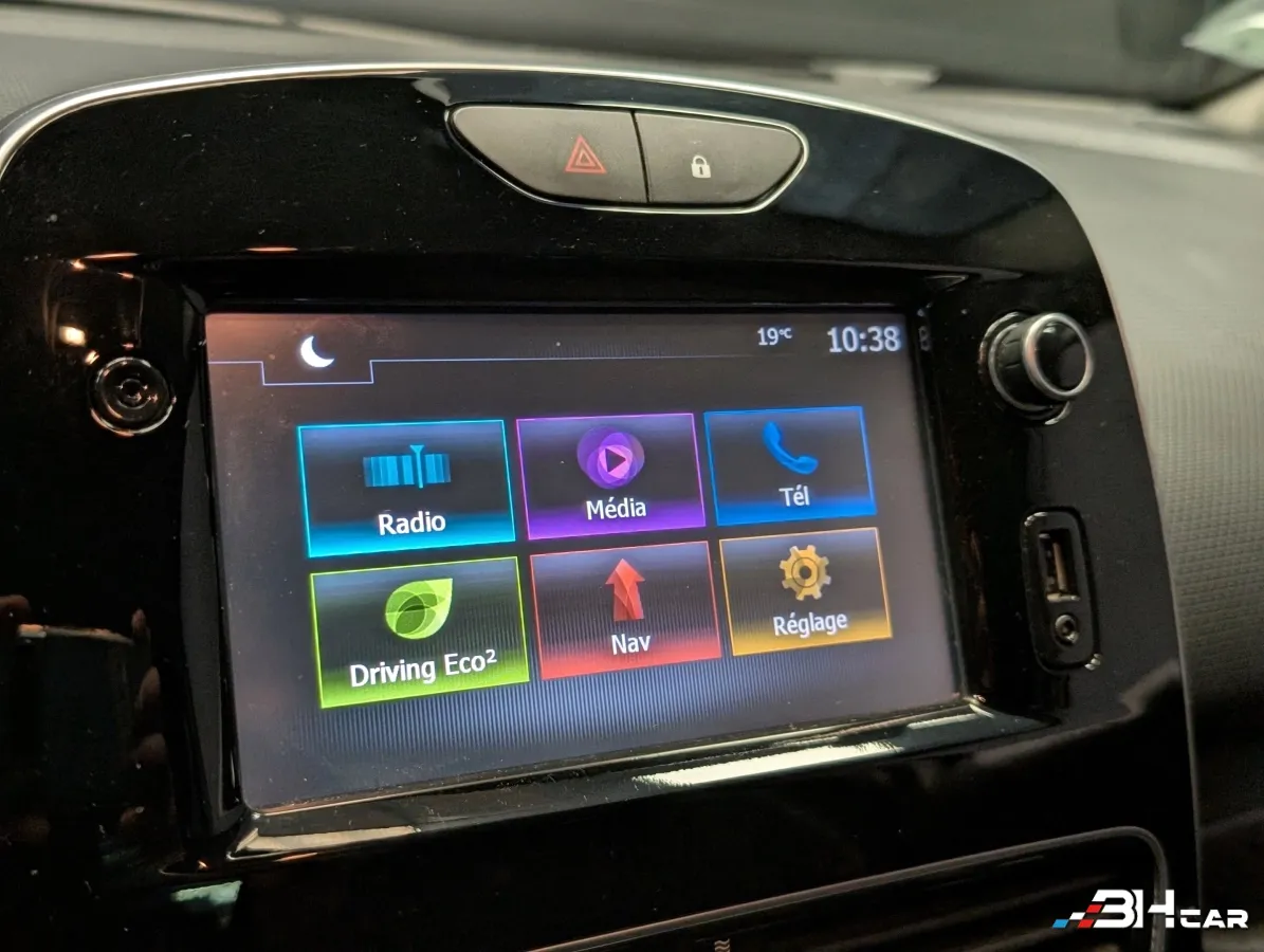 Renault Clio - photo 14