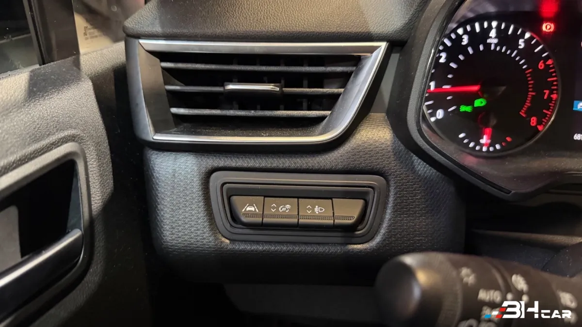 Renault Clio - photo 26