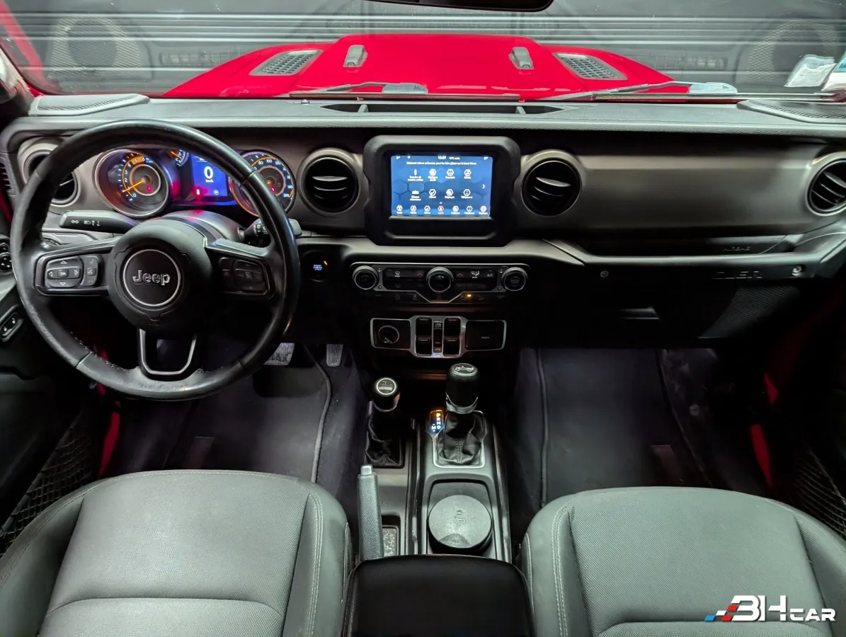 Jeep Wrangler - photo 7