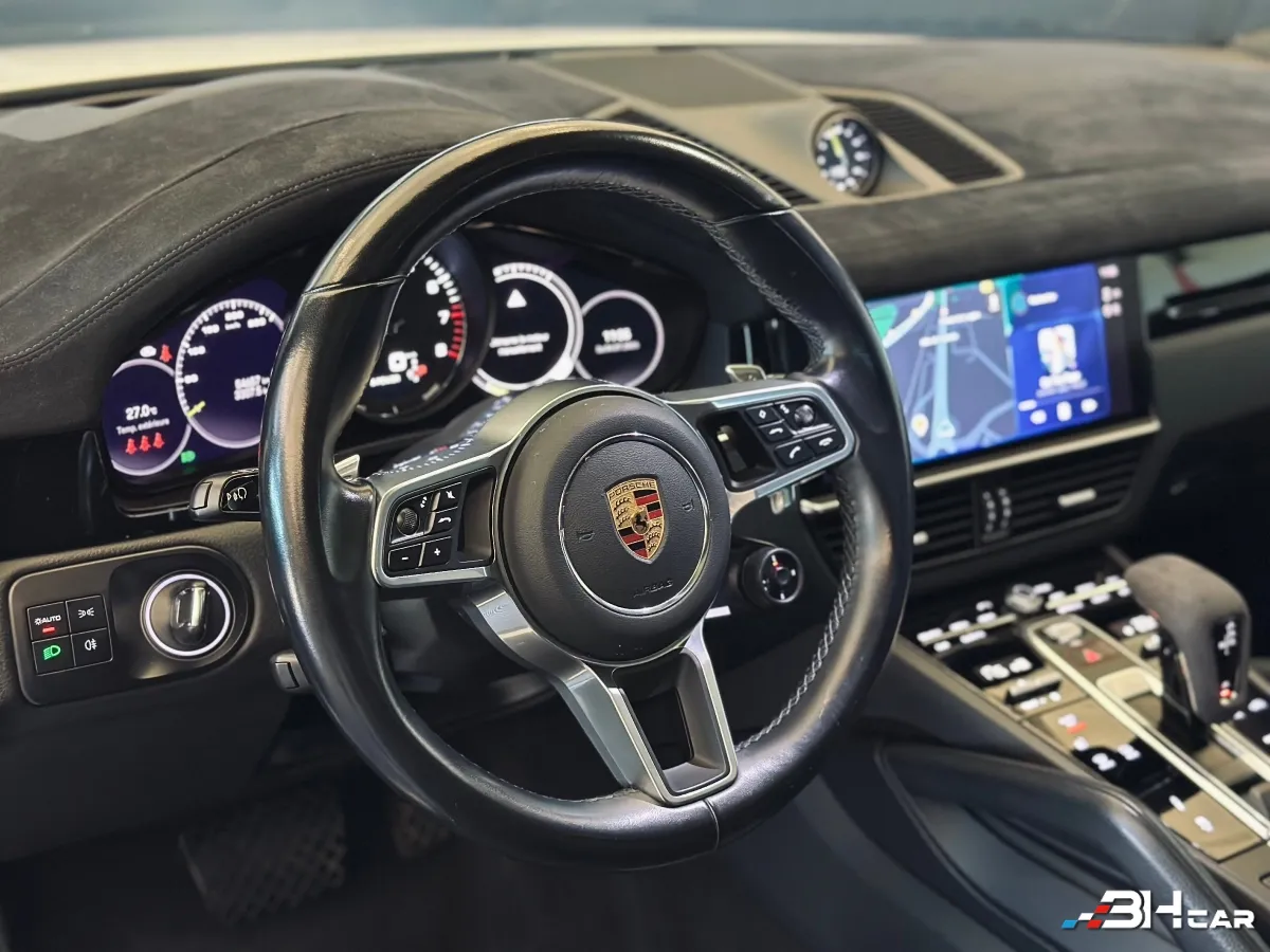 Porsche Cayenne - photo 20