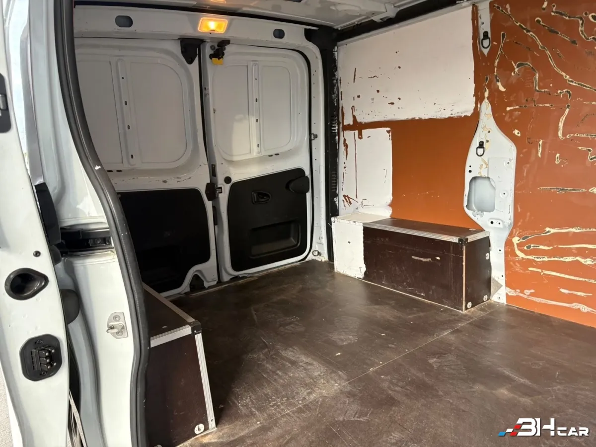Renault Trafic Vu - photo 15