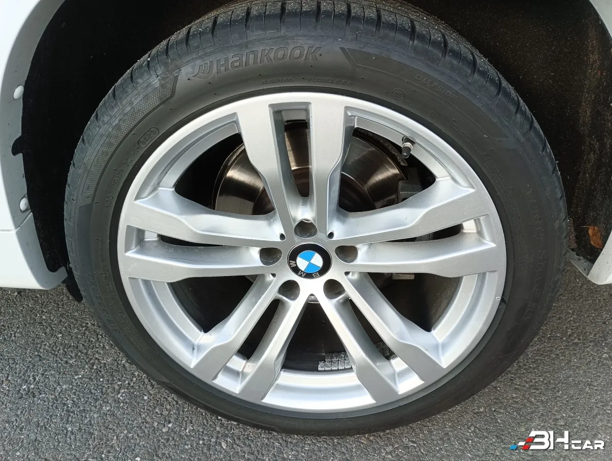 Bmw X5 - photo 12