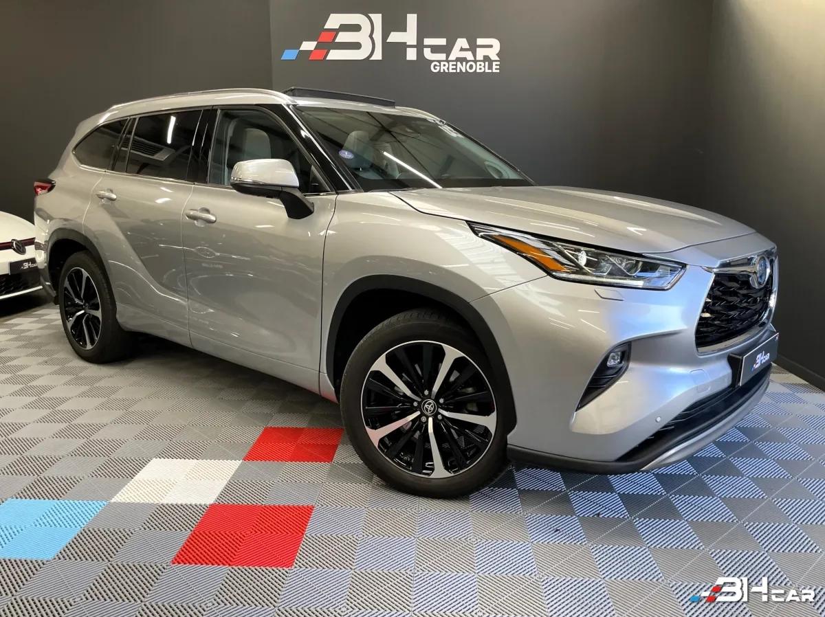 Image: Toyota Highlander 2.5 248H FULL-HYBRID LOUNGE AWD-I 4X4 BVA T.O "ATTELAGE"