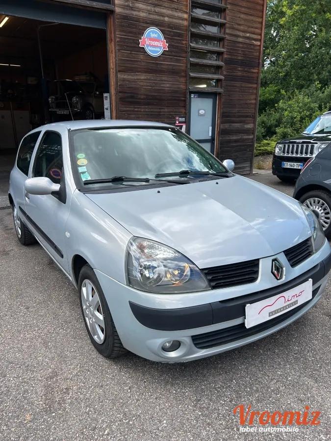RENAULT Clio