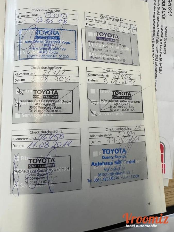 TOYOTA AURIS 1.6i SOL BVA