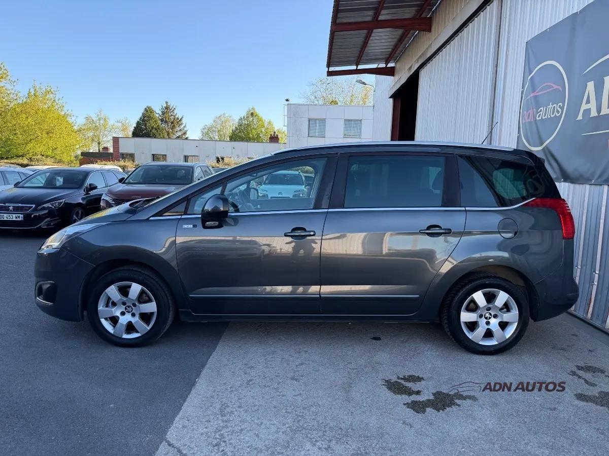 Peugeot 5008 GENERATION-I 1.6 BLUEHDI 120 STYLE