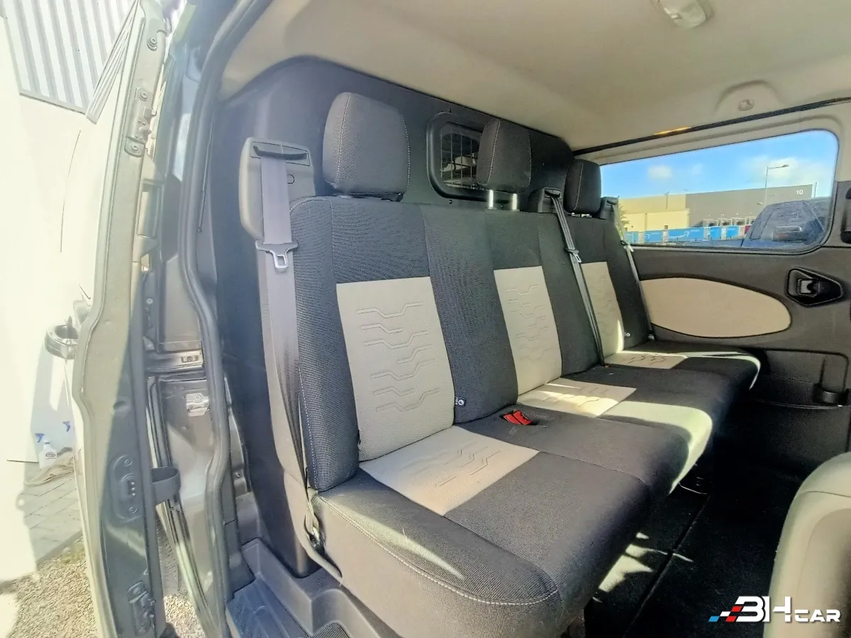 Ford Transit Custom Vu - photo 17