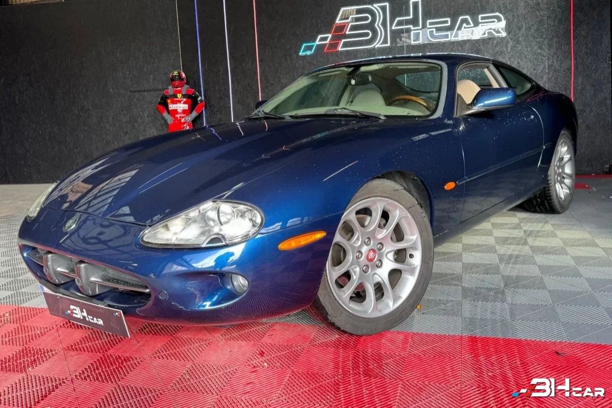 Jaguar Xk8