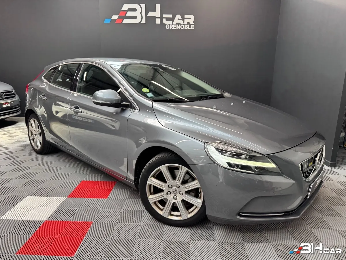 Volvo V40