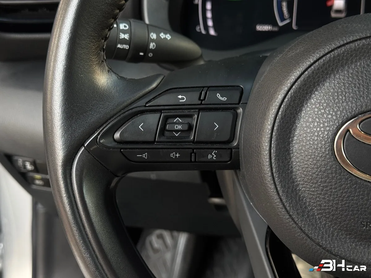 Toyota Yaris - photo 20