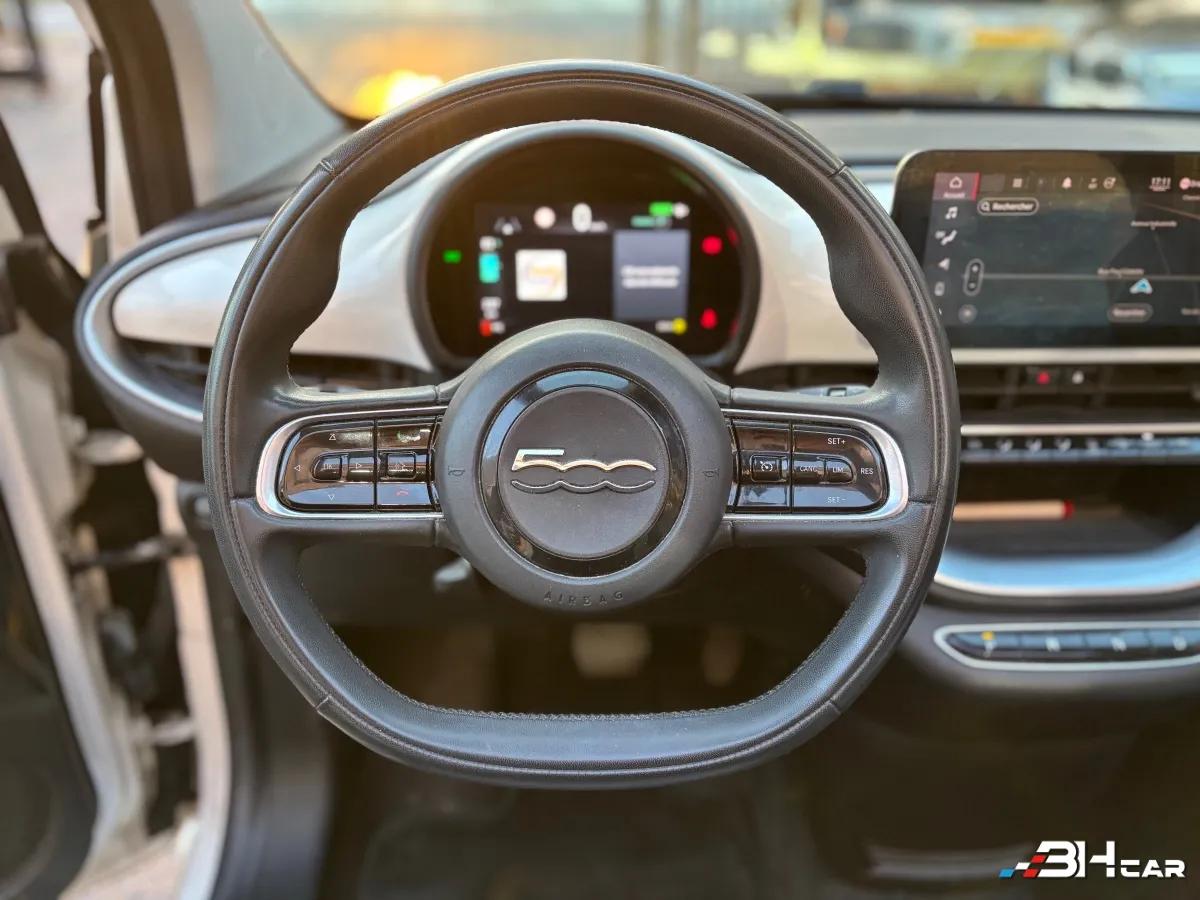 Aperçu indisponible de Fiat 500e