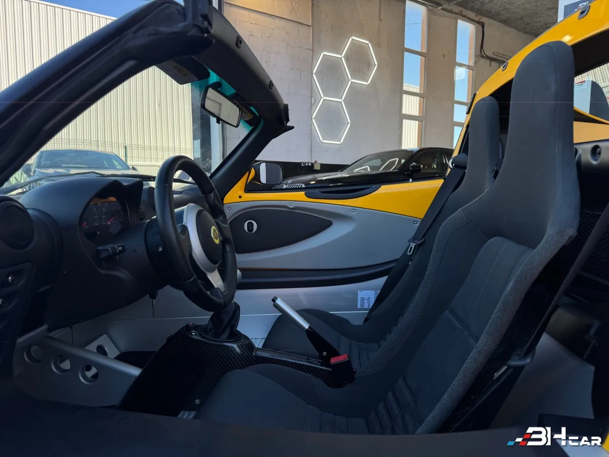 Lotus Elise - photo 13