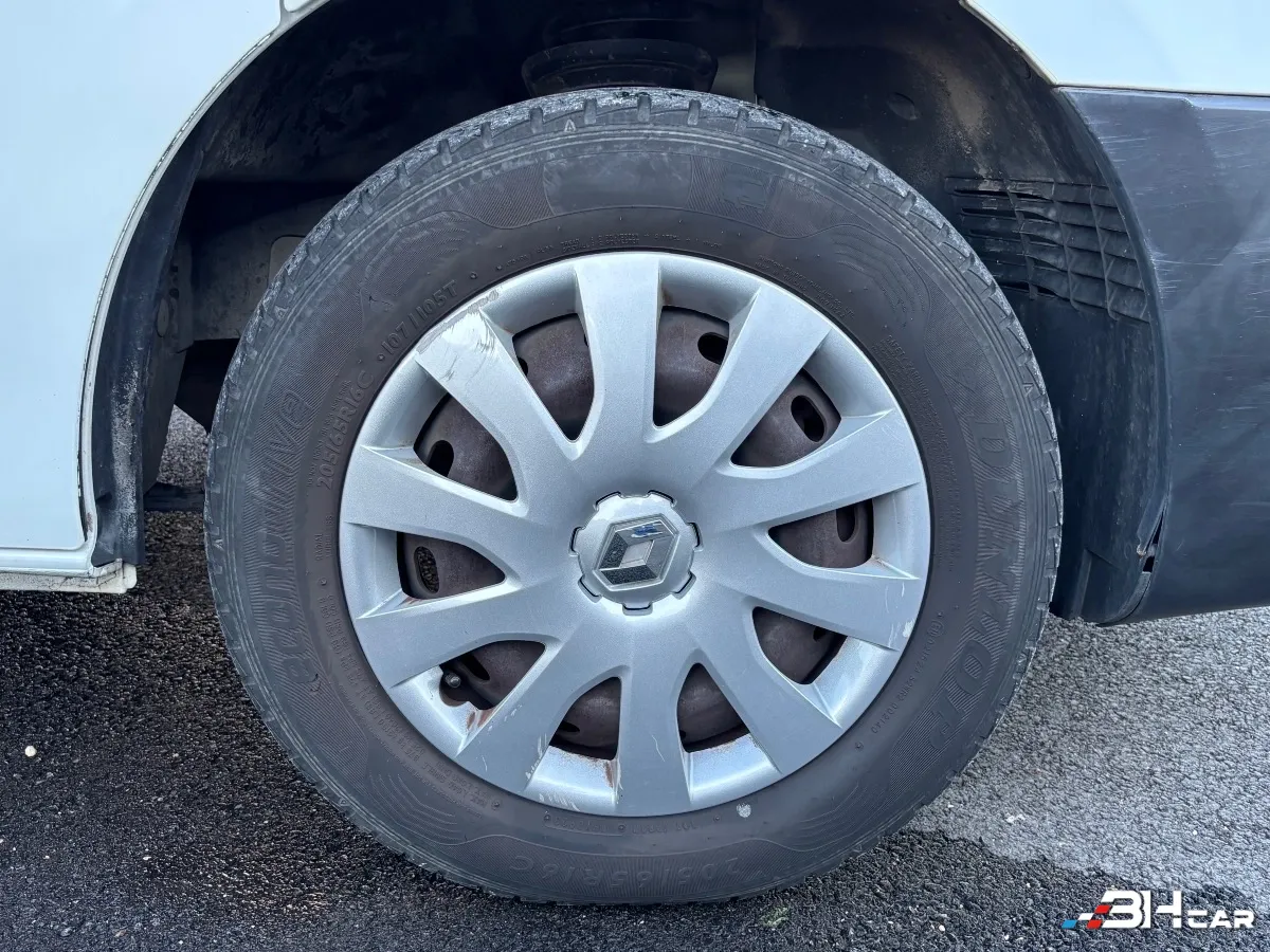 Renault Trafic Vu - photo 12