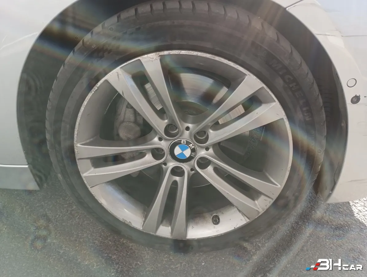 Bmw Serie 3 - photo 13