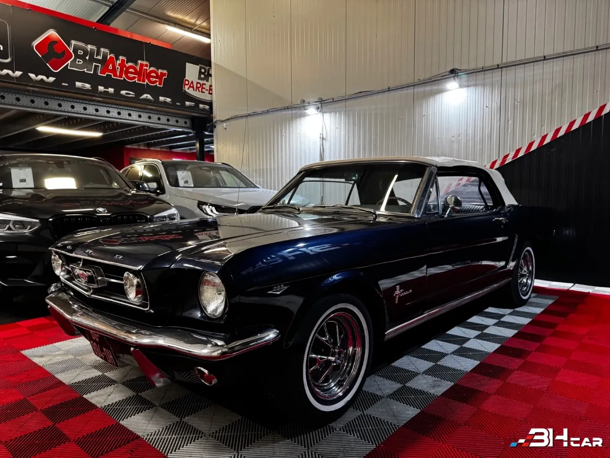 Ford Mustang - photo 2