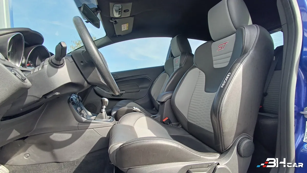 Ford Fiesta - photo 5
