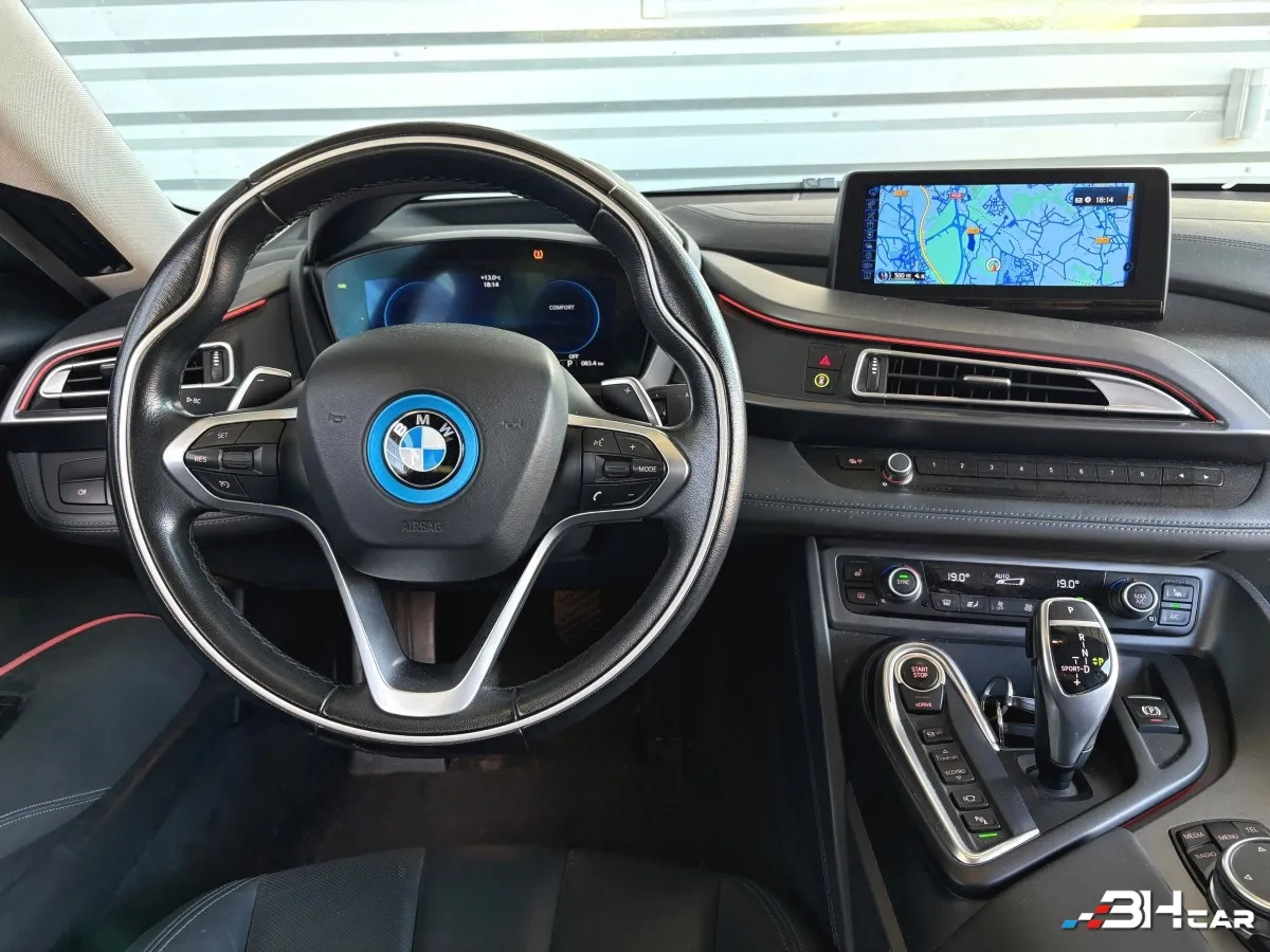 Bmw I8 - photo 13