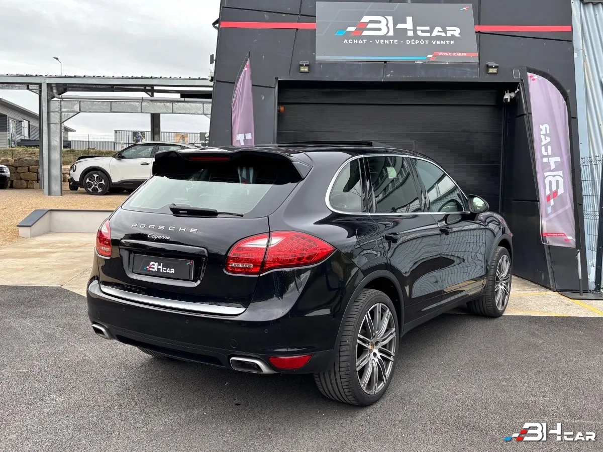 Porsche Cayenne - photo 8