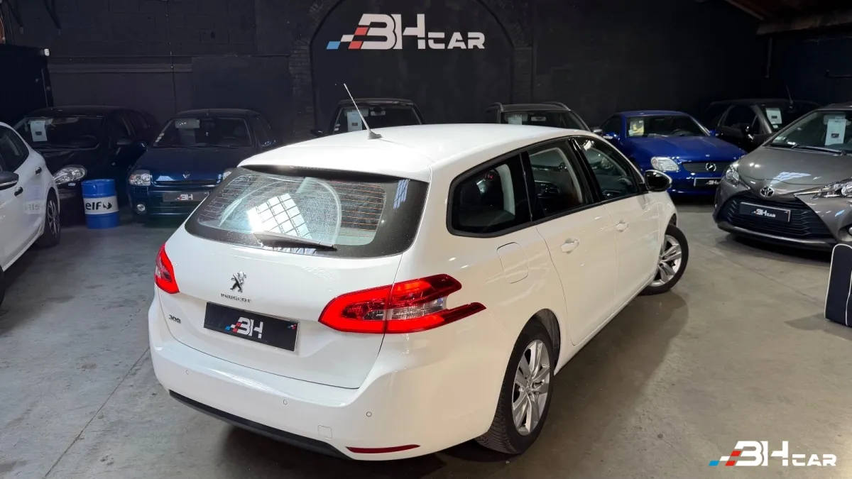 Peugeot 308 - photo 6