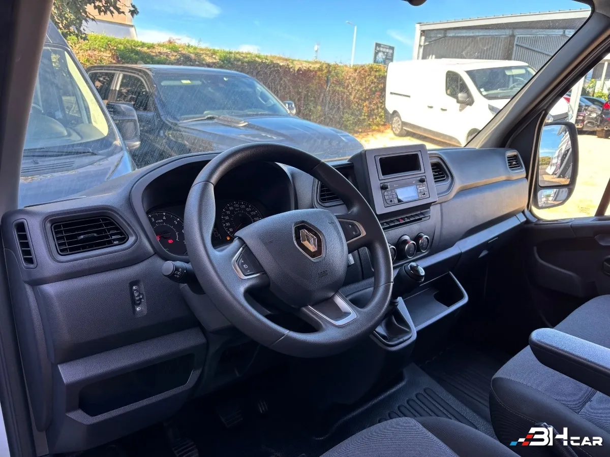 Renault Master Vu - photo 14