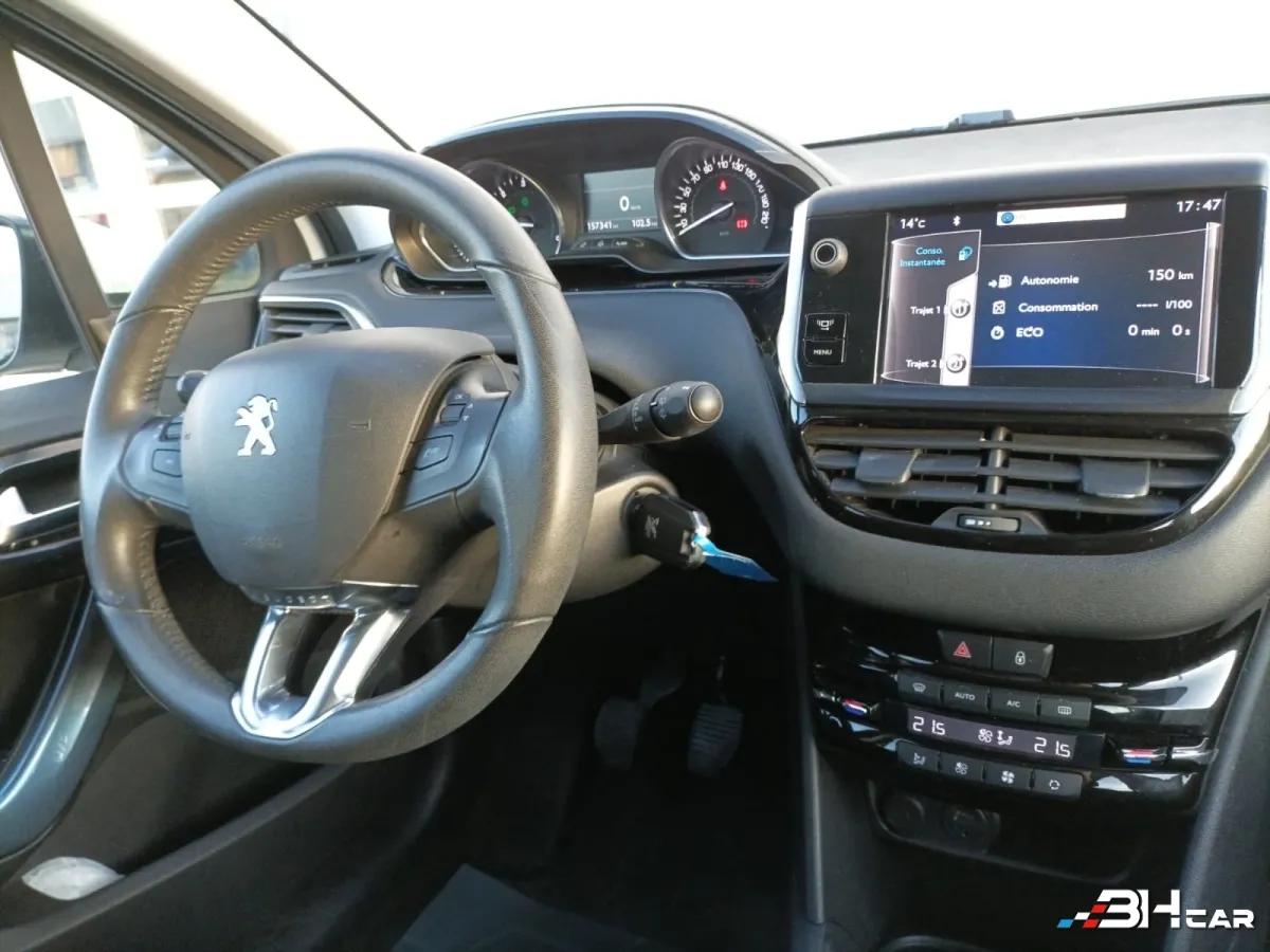 Aperçu indisponible de Peugeot 208