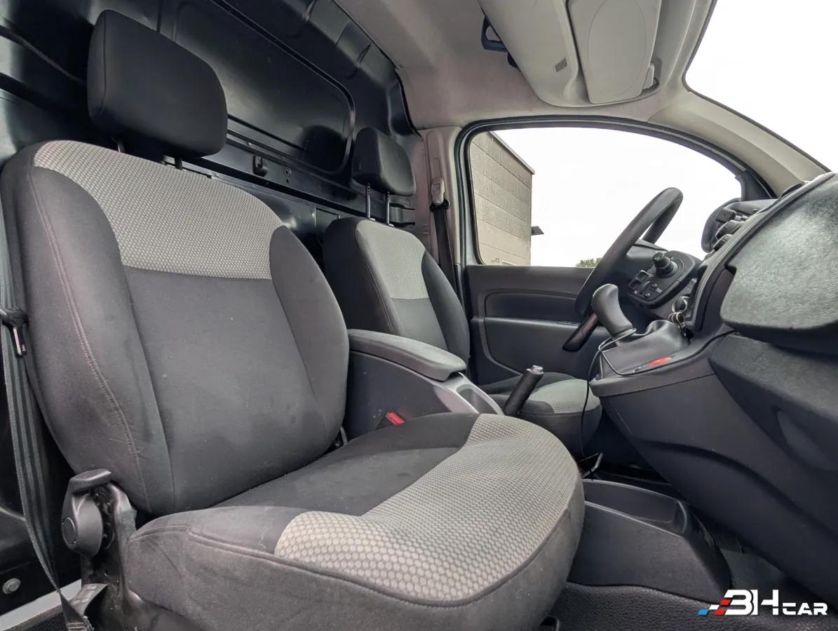 Aperçu indisponible de RENAULT Kangoo Express