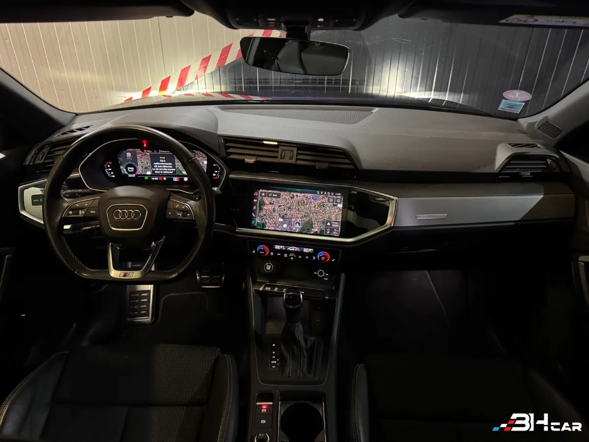 Audi Q3 - photo 8