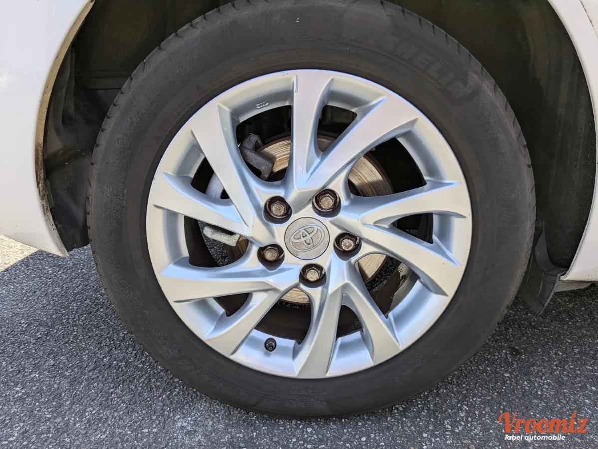 Toyota Auris 1.2 T 115 DYNAMIC