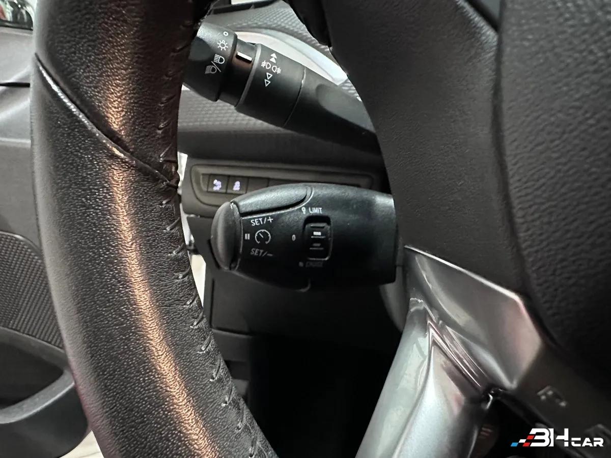 Aperçu indisponible de Peugeot 208