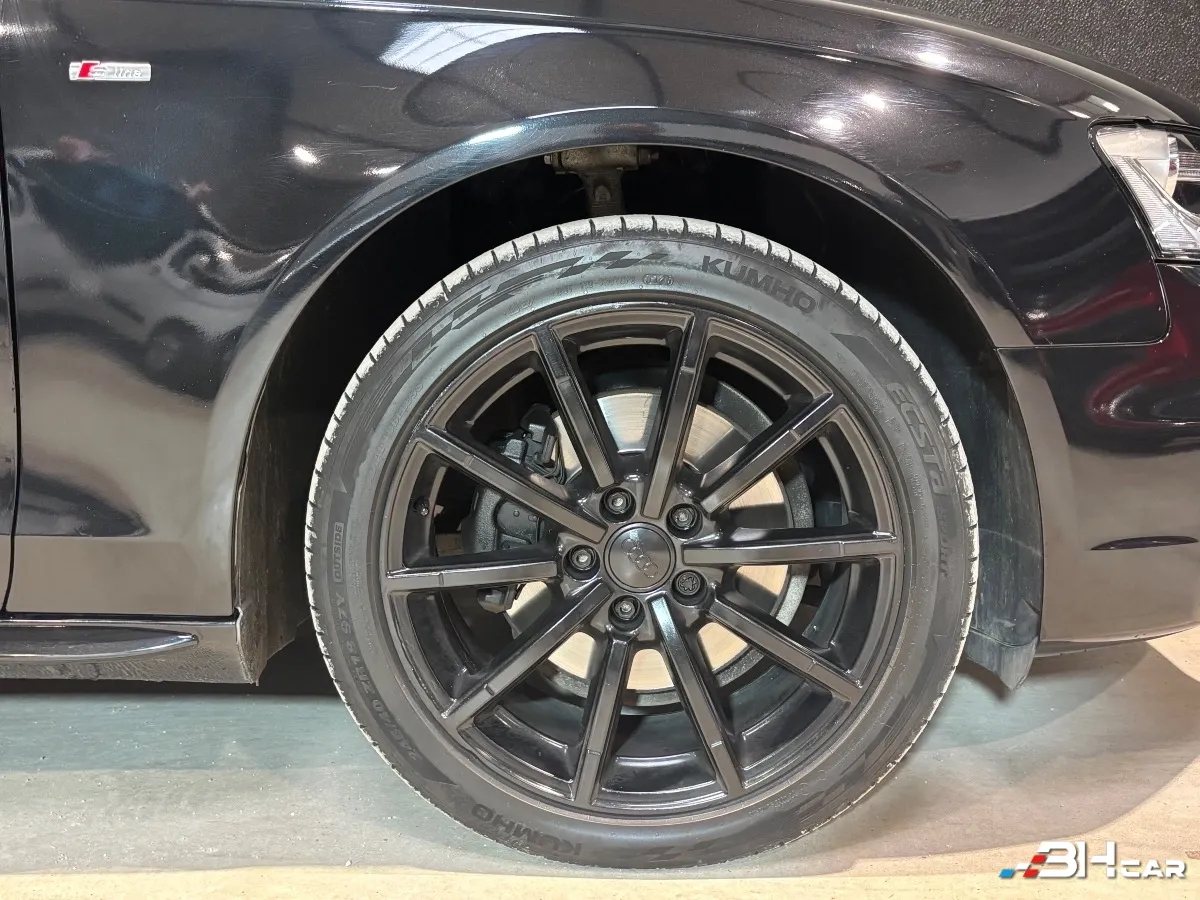 Audi A4 - photo 28