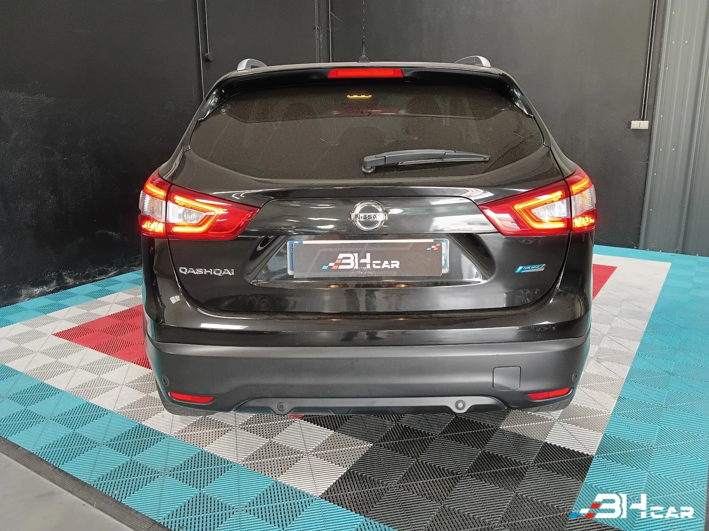 Nissan Qashqai - photo 11