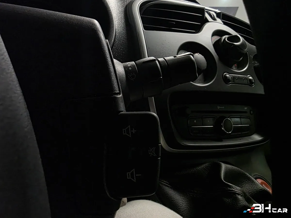 Renault Kangoo Express - photo 11
