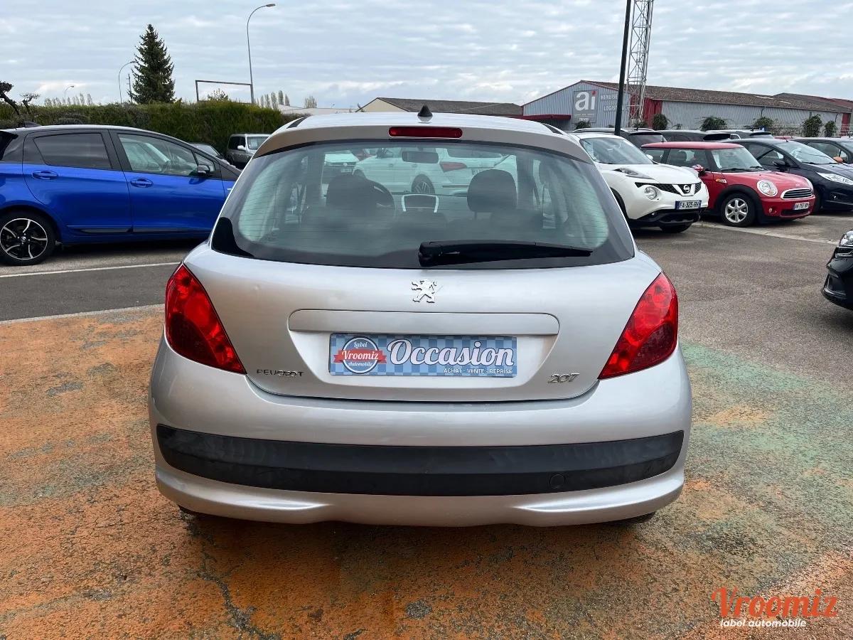 PEUGEOT 207 1.4 HDi 70 CH