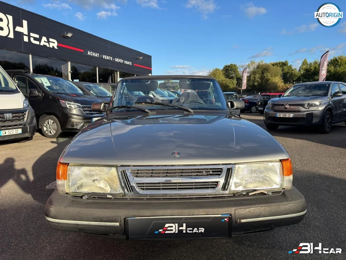 SAAB 900 - photo 3