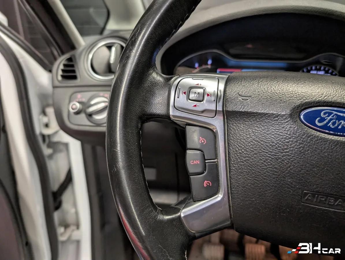 Aperçu indisponible de Ford S-max