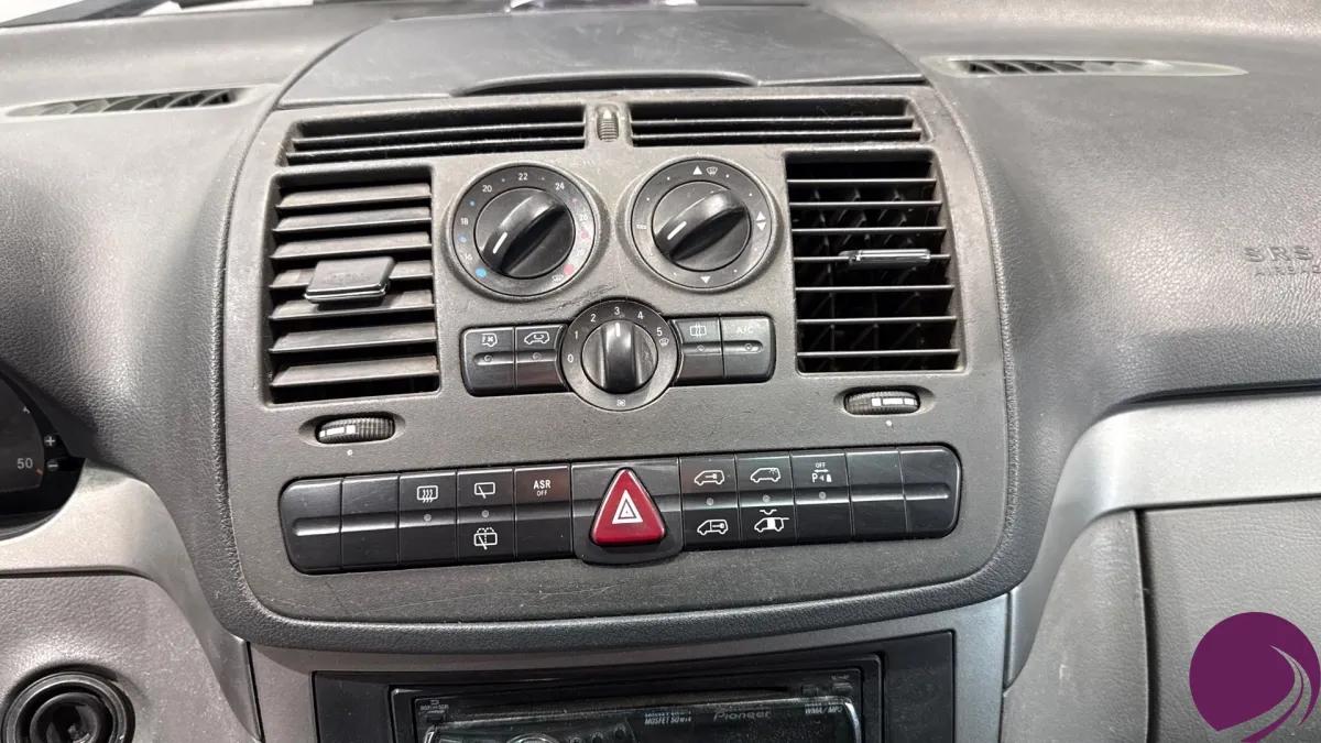 Mercedes Viano
