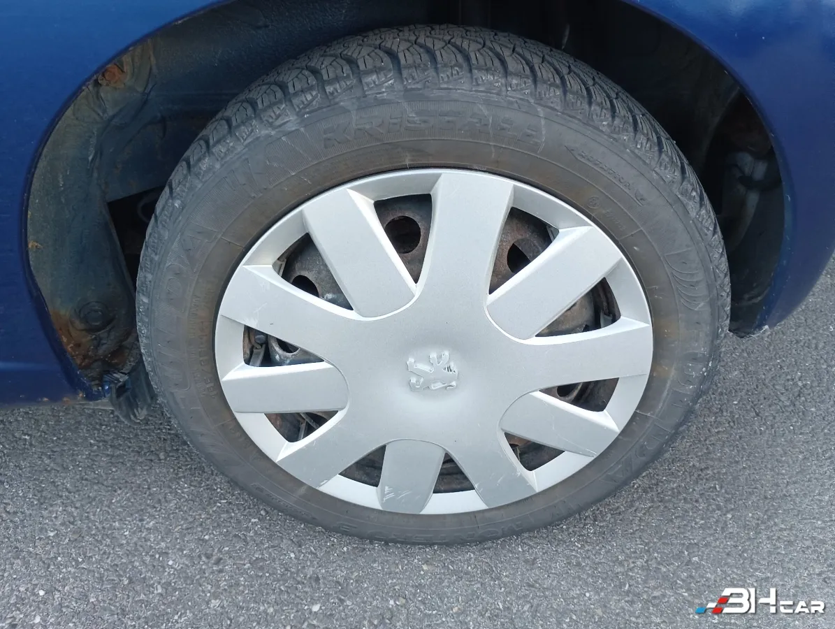 Peugeot 107 - photo 11