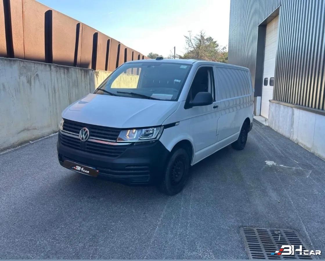 Image: Volkswagen Transporter Vu FOURGON T6 2.0L TDI 110cv L1H1 / TVA RECUPERABLE /( 26 DISPO )