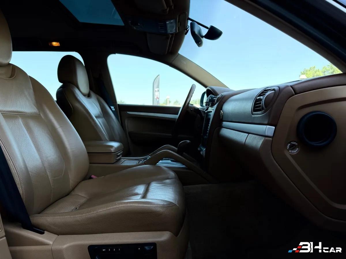 Aperçu indisponible de Porsche Cayenne