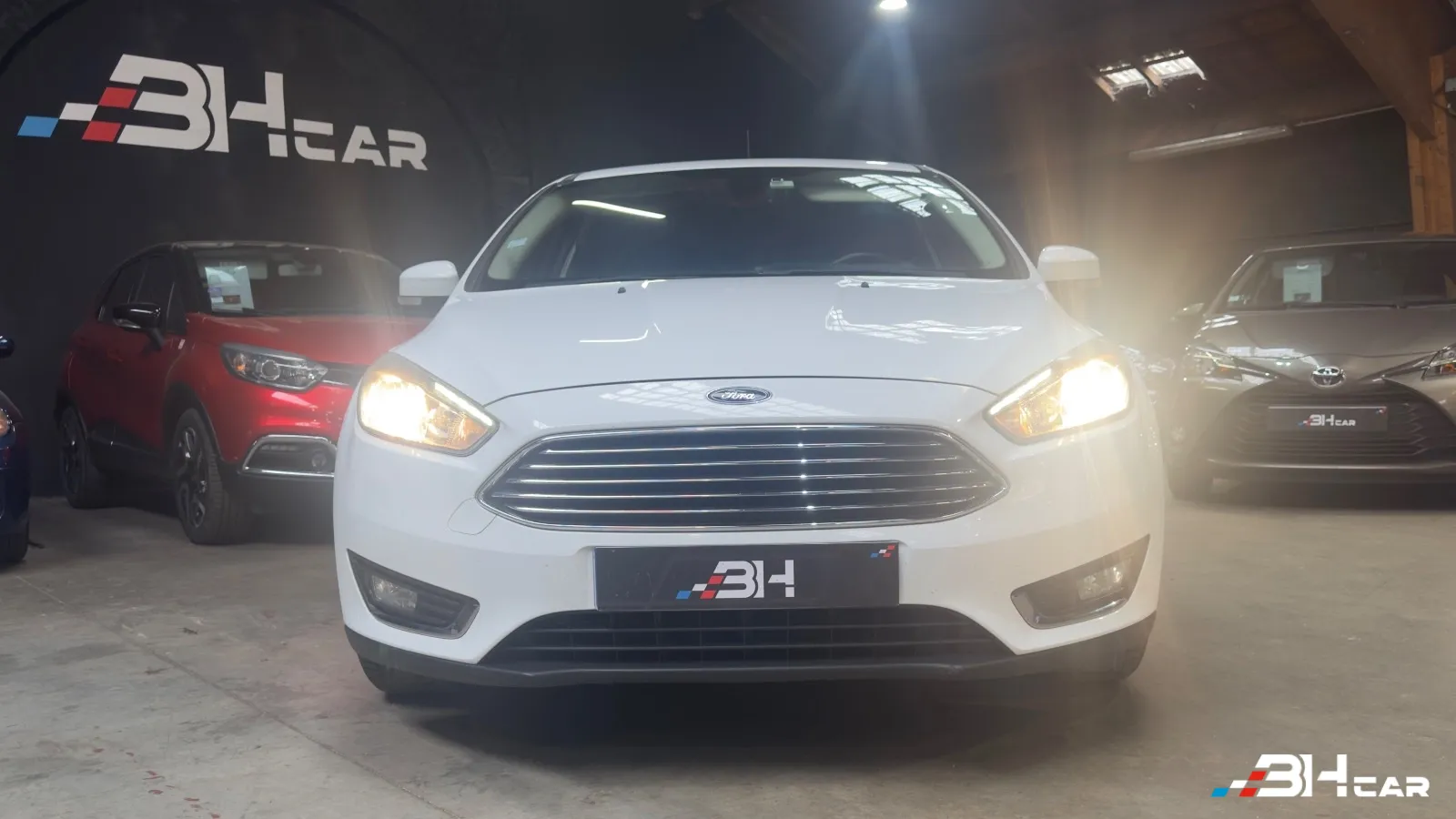 Ford Focus - photo 7