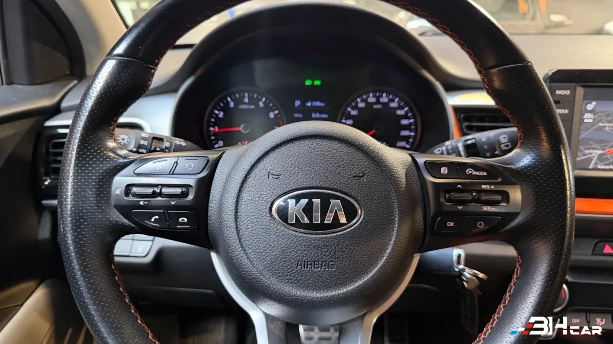 Kia Stonic - photo 20