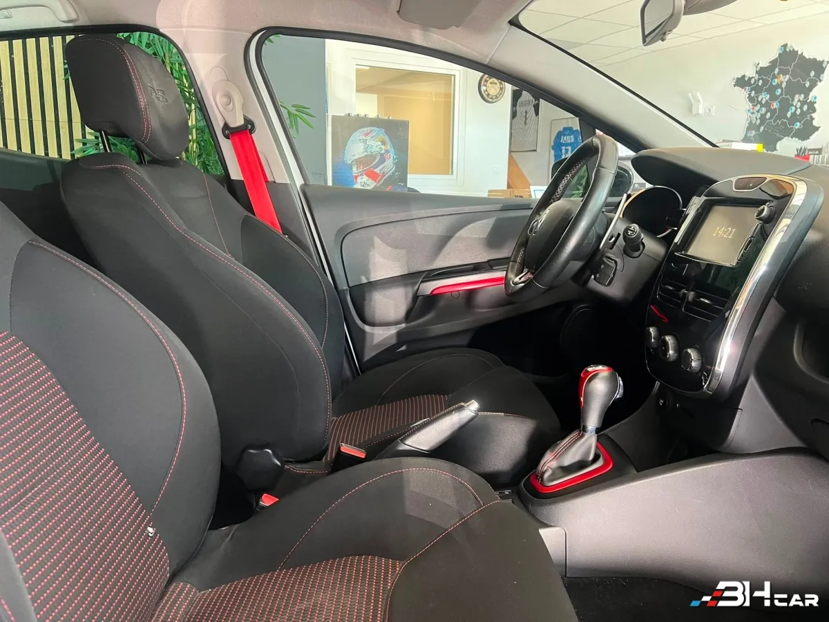Renault Clio - photo 14