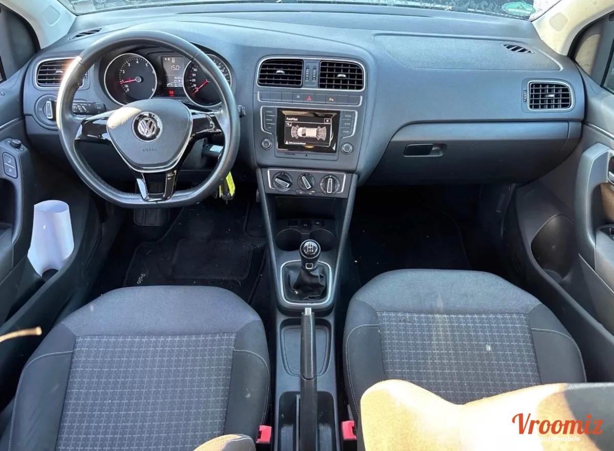 VOLKSWAGEN POLO COMFORTLINE